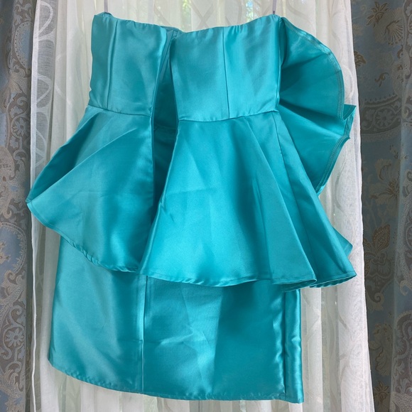 ASOS Exaggerated Ruffle Cocktail Dress - Picture 6 of 7